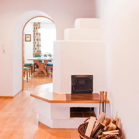 Apartament Beautiful Luxurious In The Middle Of The Glass City Rattenberg