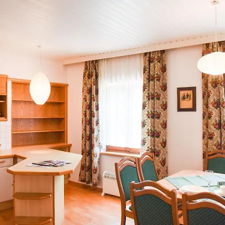 Apartment Beautiful Luxurious In The Middle Of The Glass City Rattenberg